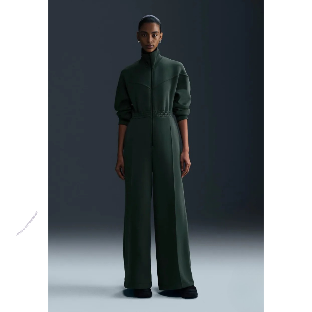 WeicheEleganz | Eleganter Jumpsuit mit Stehkragen & weitem Bein