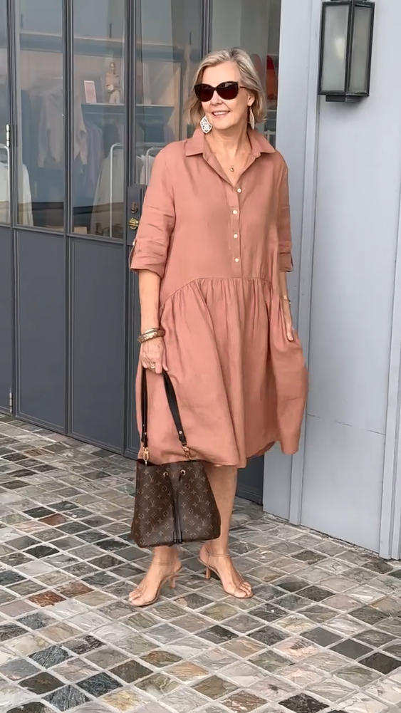 Breezy-Knopf | Elegantes mit Knopfleiste