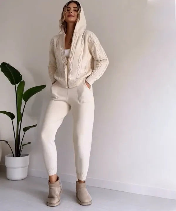 GemütlichStrick Set | Müheloser Stil und Komfort im Gestrickten Zweiteiler