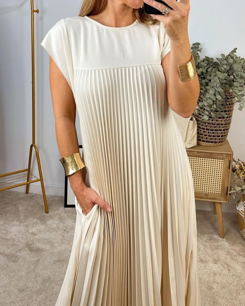 ElegantEase | Plisseekleid