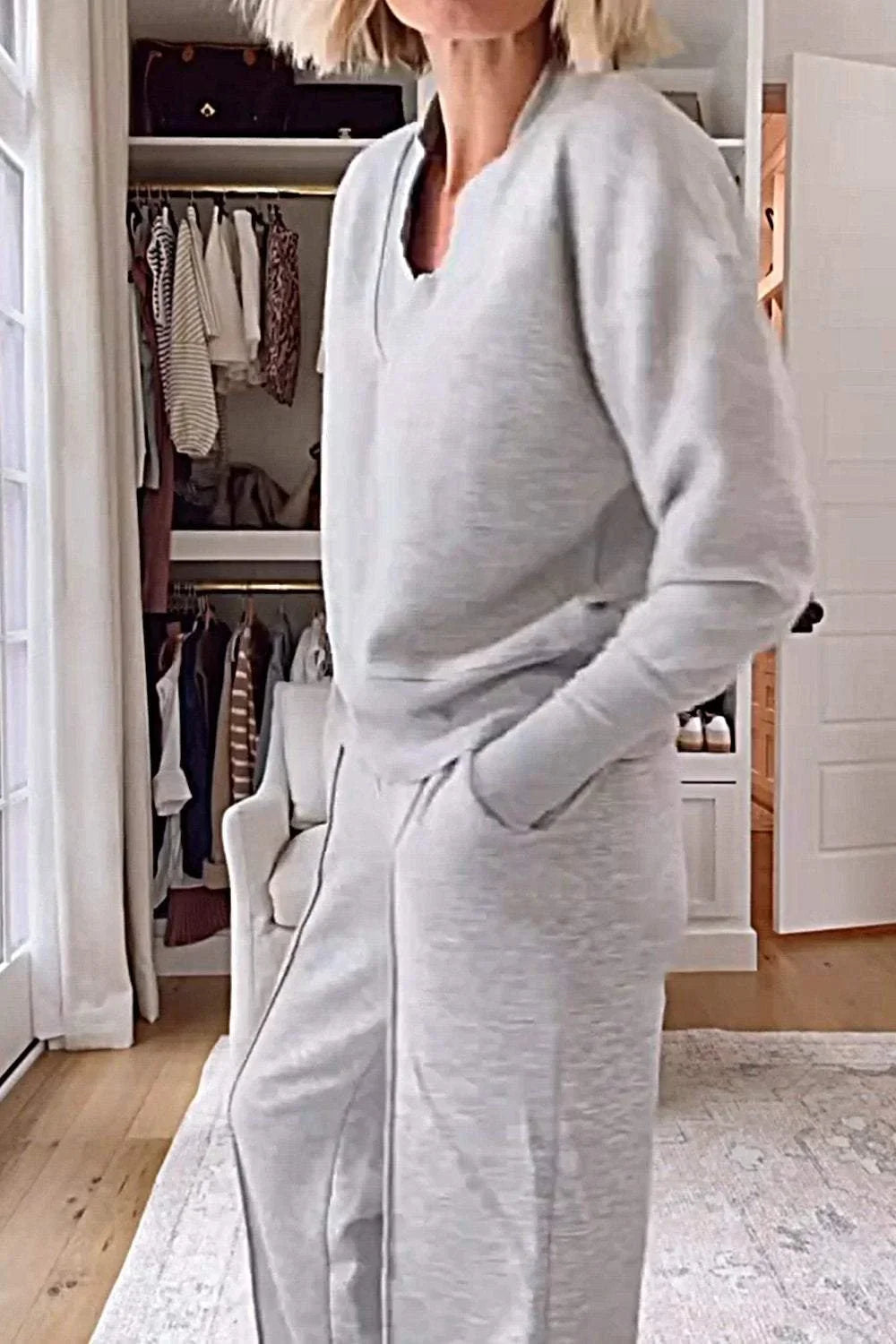 RelaxStil | Zweiteiliges Damen Set mit V-Ausschnitt Oberteil und Hose