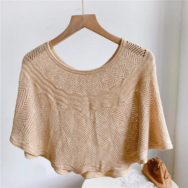 StrickGlanz | Luftiges Strick-Cape für Elegante Outfits