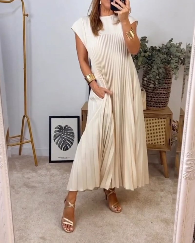 ElegantEase | Plisseekleid