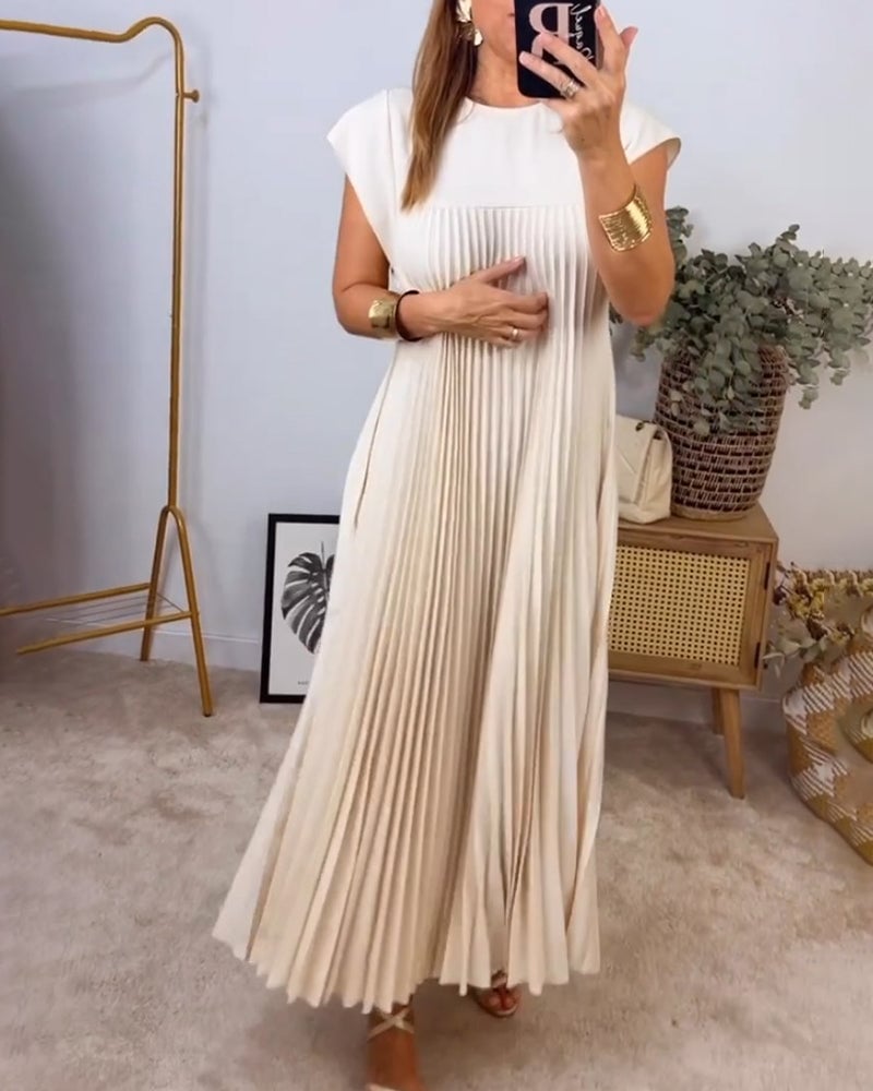 ElegantEase | Plisseekleid