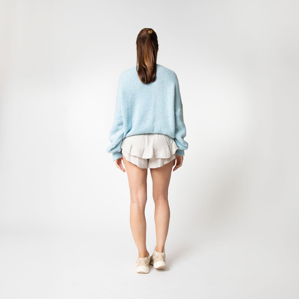 KomfortZauber | Flauschige Strickjacke mit verspielten Schleifen für gemütliche Eleganz