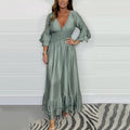 LuxeRuffle | Satin Maxikleid